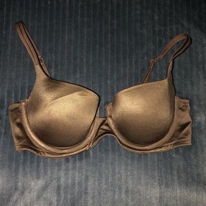 ✨VEUC✨Victoria’s Secret Push Up Bra, Brown.